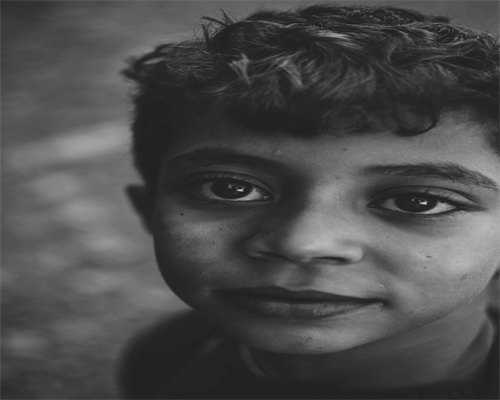 母乳冷冻保存技巧，确保宝宝营养不减反增